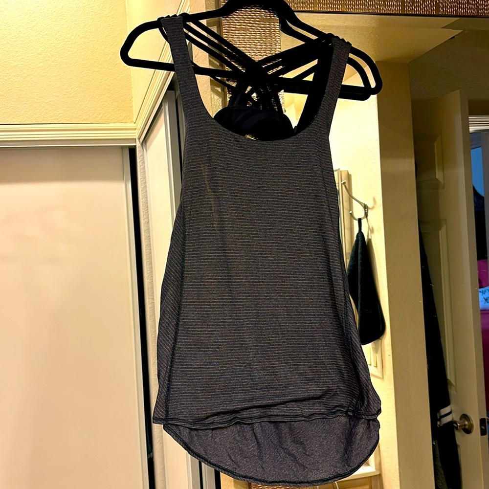 Lulu lemon 🍋 tank- navy blue & tan stripes